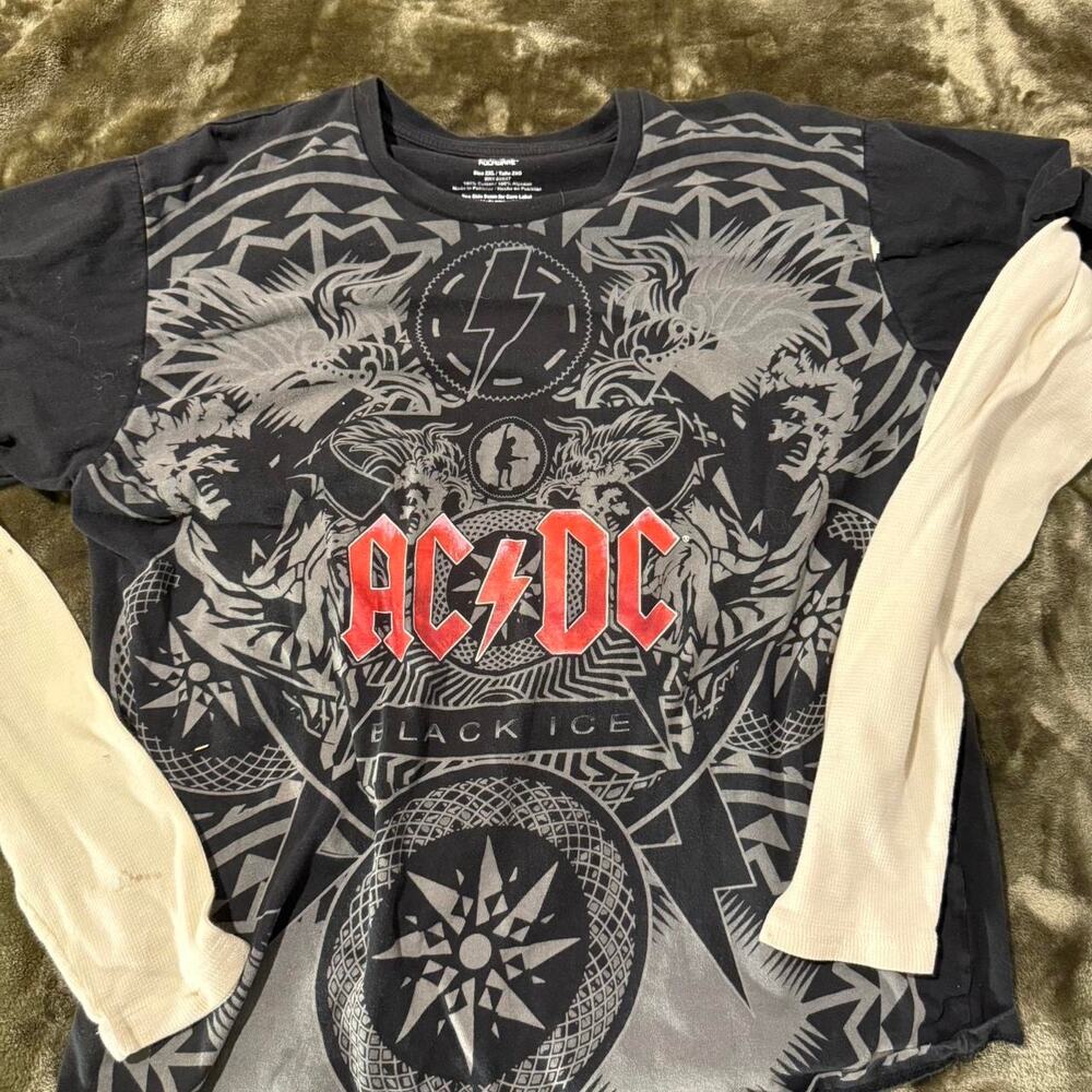 Vintage 2009 AC/DC Black Ice Rockware T Shirt 2XL Tribal Graphic Distressed